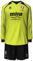 Tercera kit